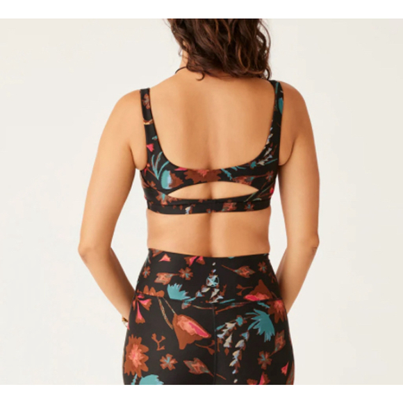 Carve Designs Other - Carve Designs Korbyn Compression Top Large